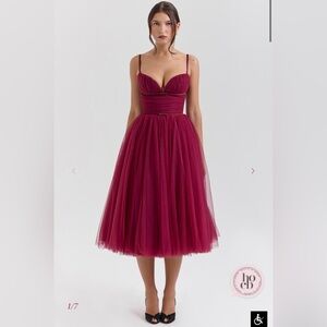 BNWT - House of CB - COUNTESS Cabernet Tulle Midi Dress - Size Small (slim fit)